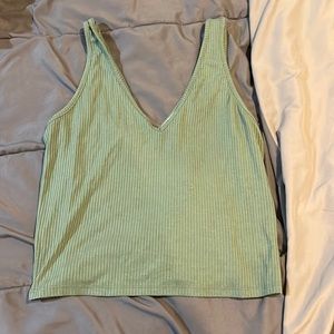 Basic green tank